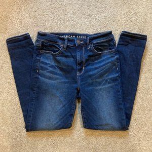 American Eagle High Rise Dark Wash Jegging 6 short
